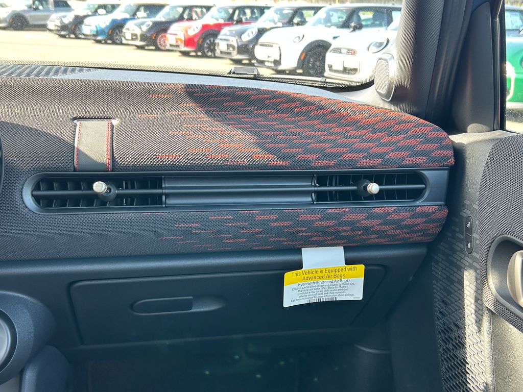 Thumbnail: 2026 MINI Cooper - 25