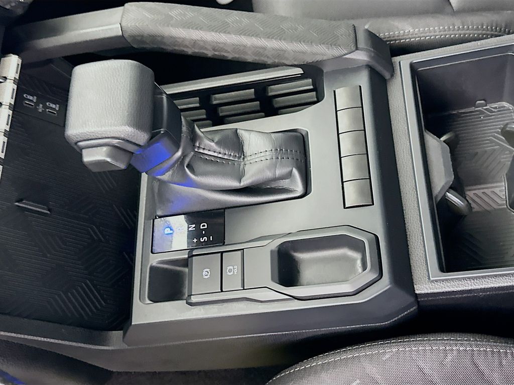 Thumbnail: 2024 Toyota Tacoma - 17