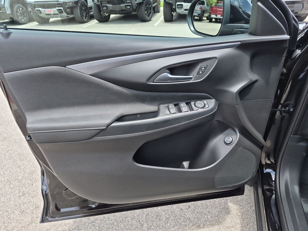 New 2026 Black Buick Preferred image 22