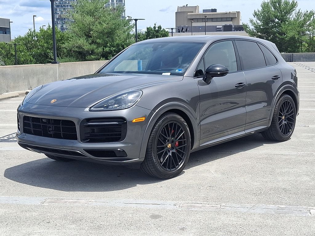 Thumbnail: 2023 Porsche Cayenne - 1