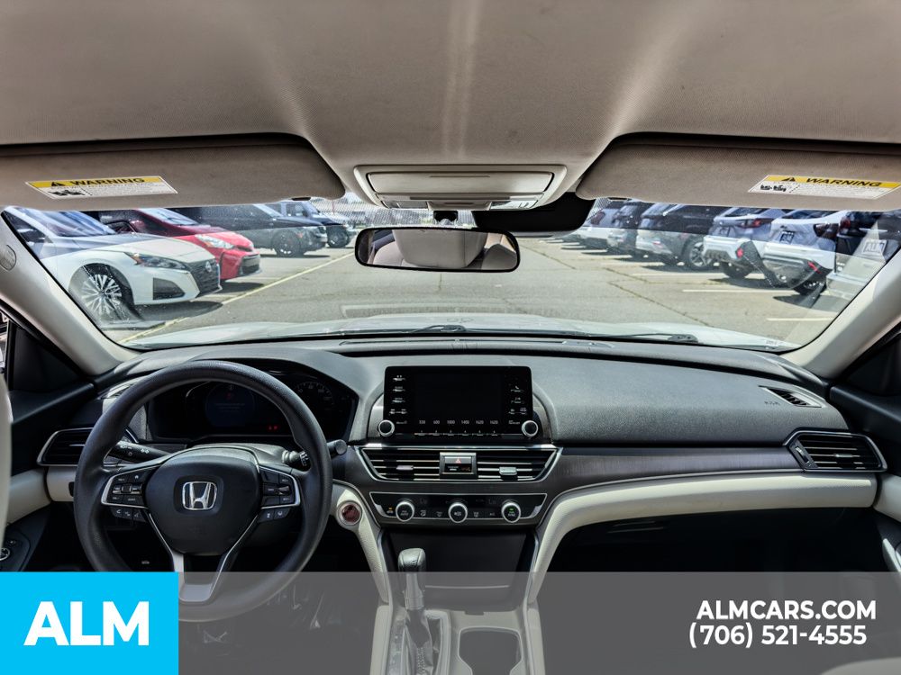 Used 2018 White Honda LX image 22