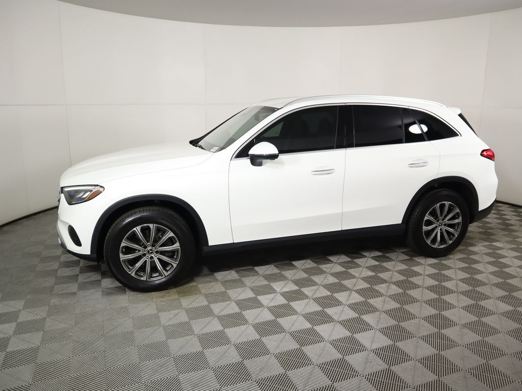 2024 Mercedes-Benz GLC 300 8