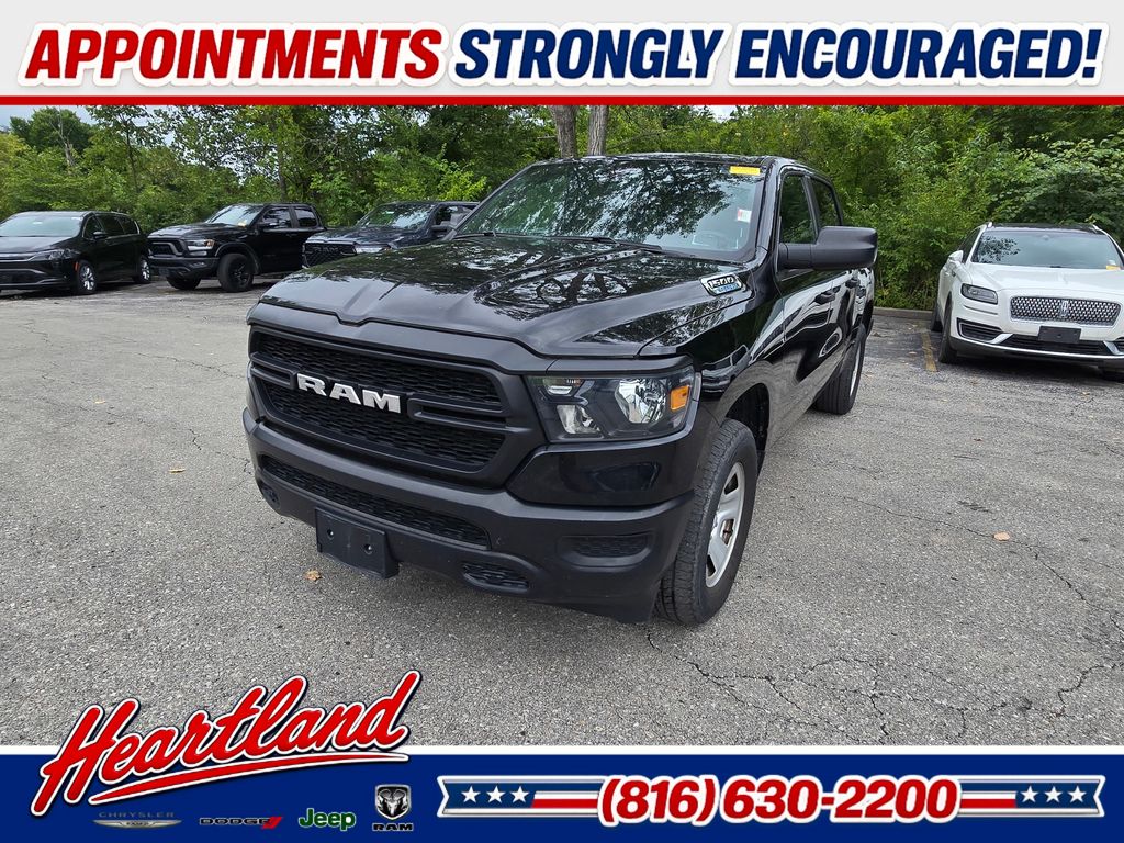 Diamond Black Crystal Pearlcoat 2023 RAM 1500 Pickup Truck Four-Wheel Drive 8-Speed Automatic