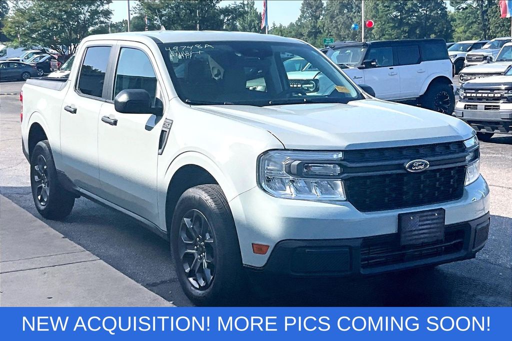 Cactus 2022 Ford Maverick Pickup Truck Front-Wheel Drive 8-Speed Automatic