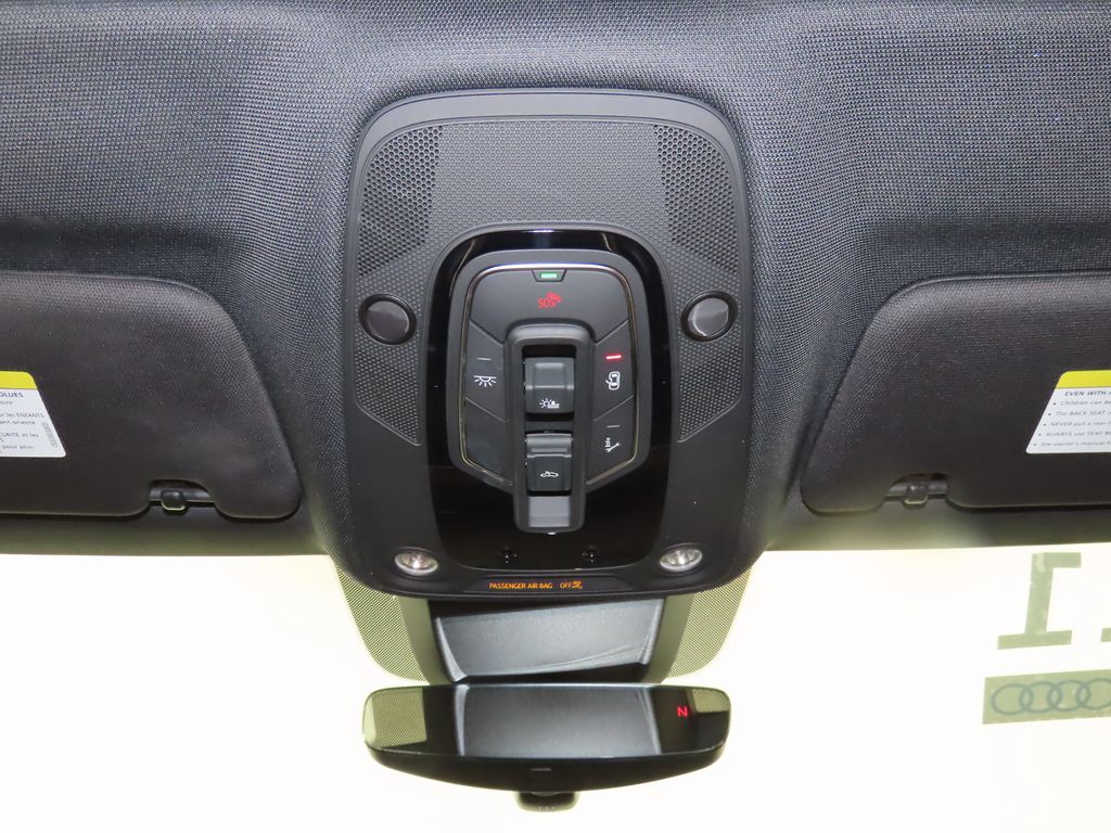 Thumbnail: 2021 Audi e-tron - 23