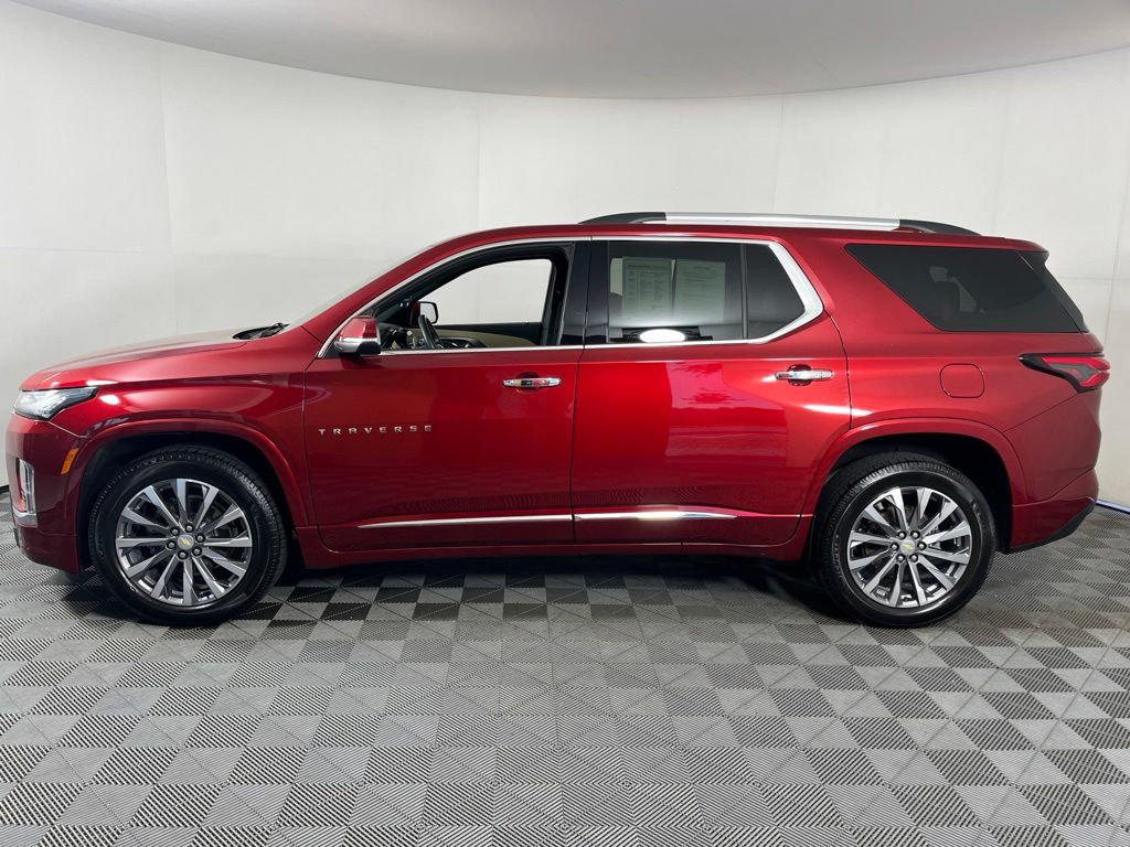 Thumbnail: 2022 Chevrolet Traverse - 20