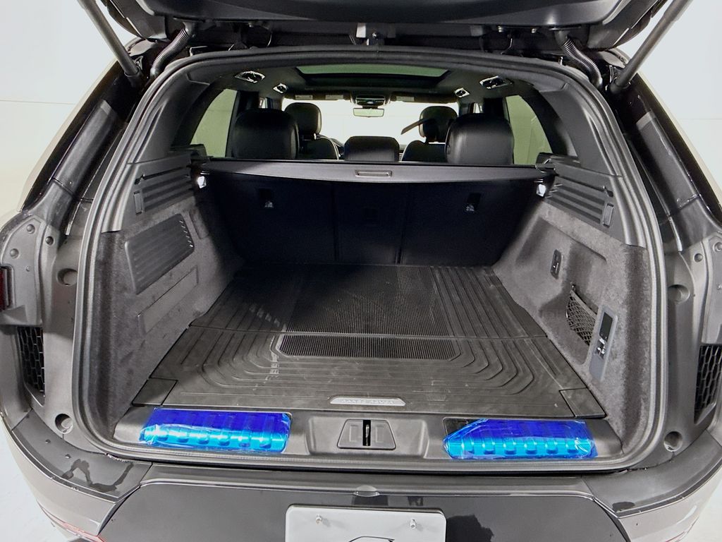 Thumbnail: 2026 Land Rover Range Rover Sport - 30