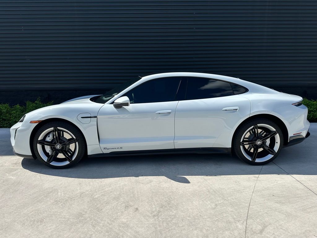 2022 Porsche Taycan 4S 2