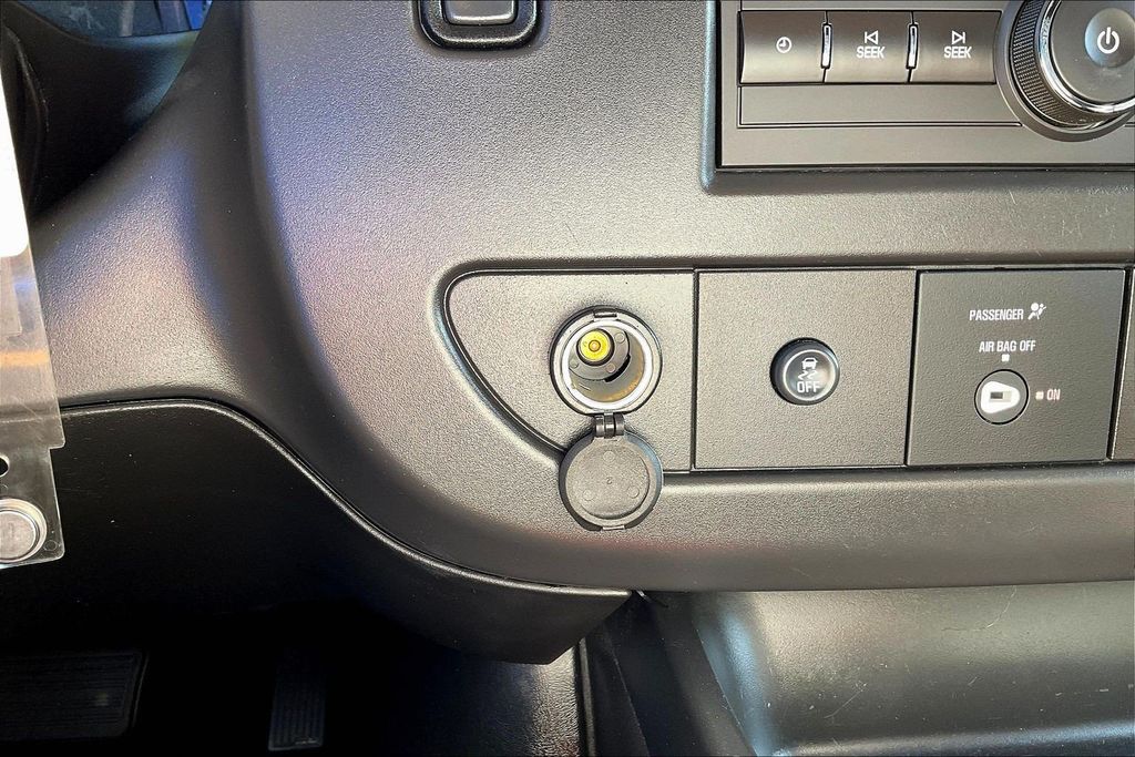 Used 2025 GMC Savana 2500 Van