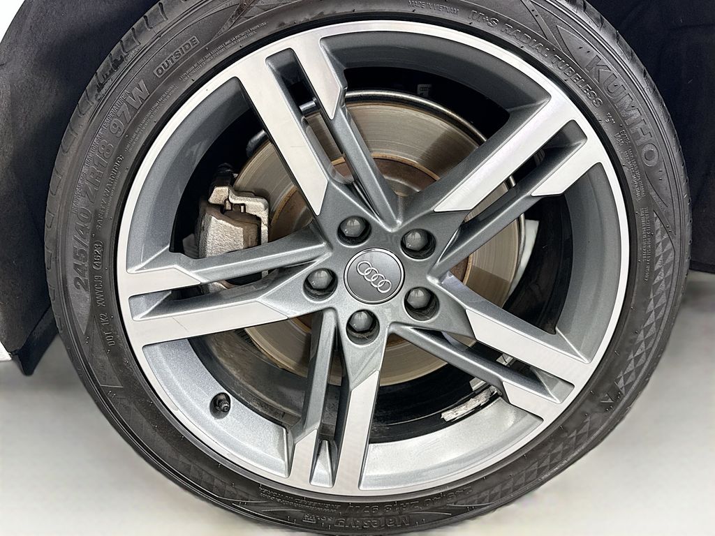 Thumbnail: 2018 Audi A4 - 30