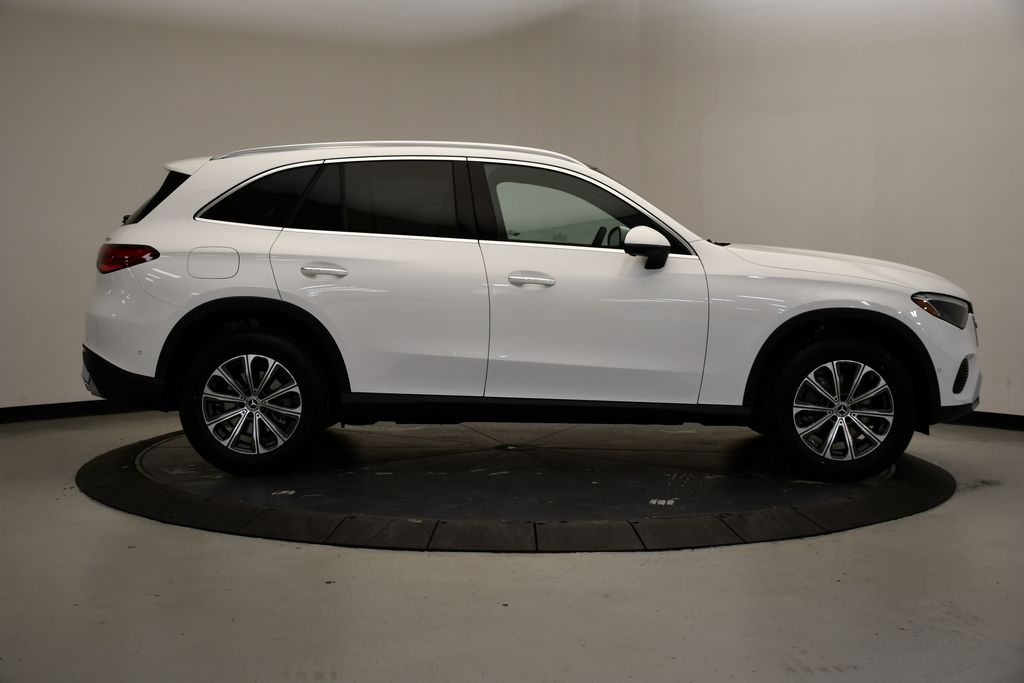 Thumbnail: 2026 Mercedes-Benz GLC - 6