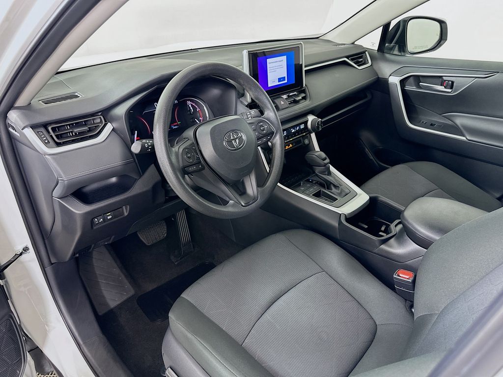 Thumbnail: 2025 Toyota RAV4 - 9