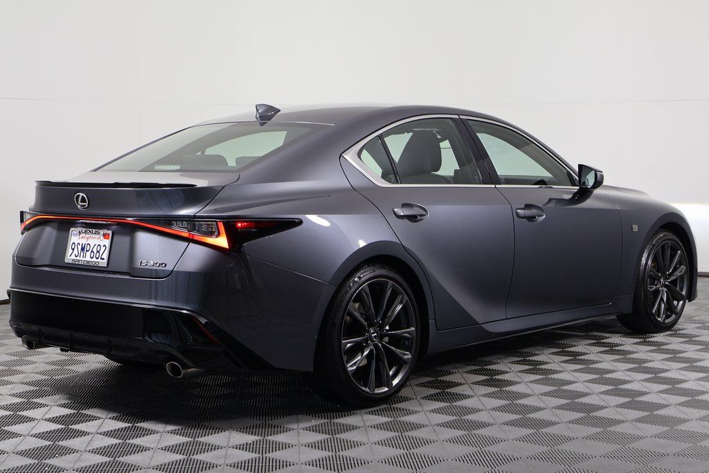 Thumbnail: 2025 Lexus IS - 4