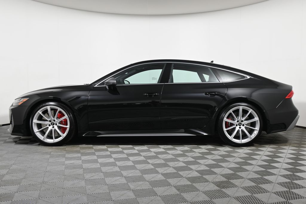 Thumbnail: 2026 Audi RS 7 - 2