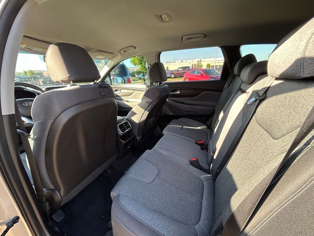2020 Hyundai Santa Fe SEL 6