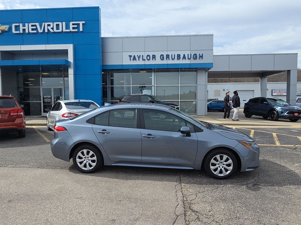 2024 Toyota Corolla LE FWD