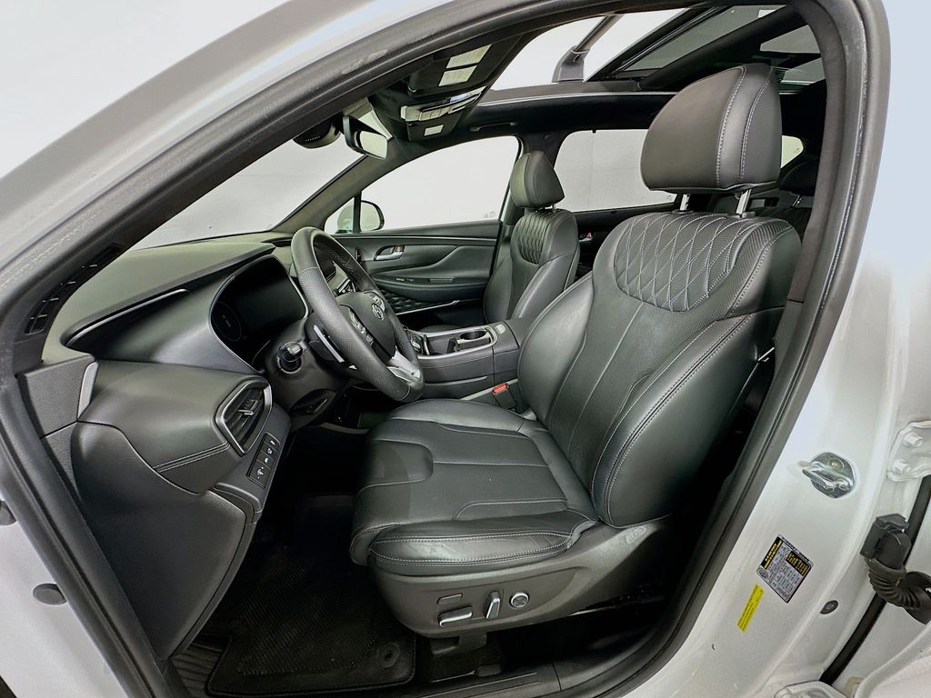 Thumbnail: 2022 Hyundai Santa Fe - 21