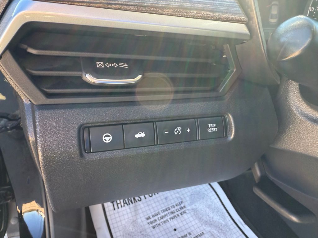 Thumbnail: 2019 Nissan Altima - 10