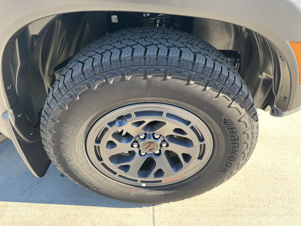 2025 Boulder Gray Pearl Nissan Frontier PRO-4X 4X4 Truck