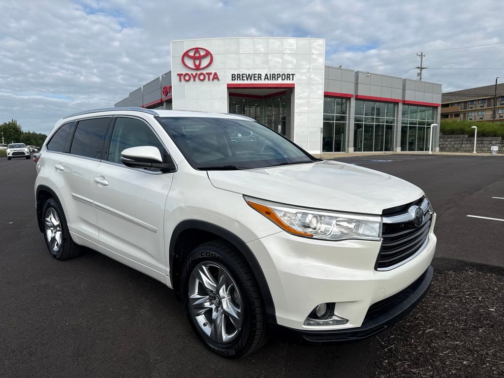 Used 2016 Toyota Highlander SUV