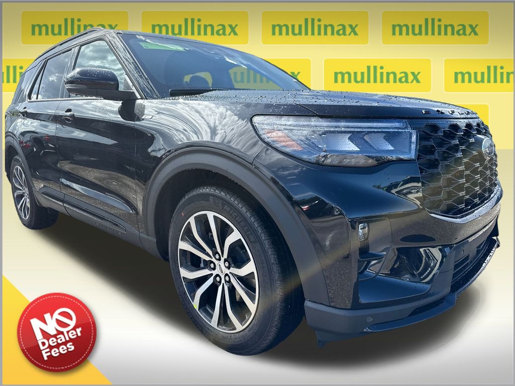 2026 Ford Explorer ST-LINE's photo