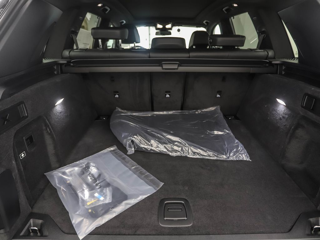 Thumbnail: 2026 BMW X5 - 25