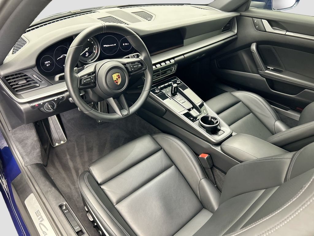 Thumbnail: 2022 Porsche 911 - 9