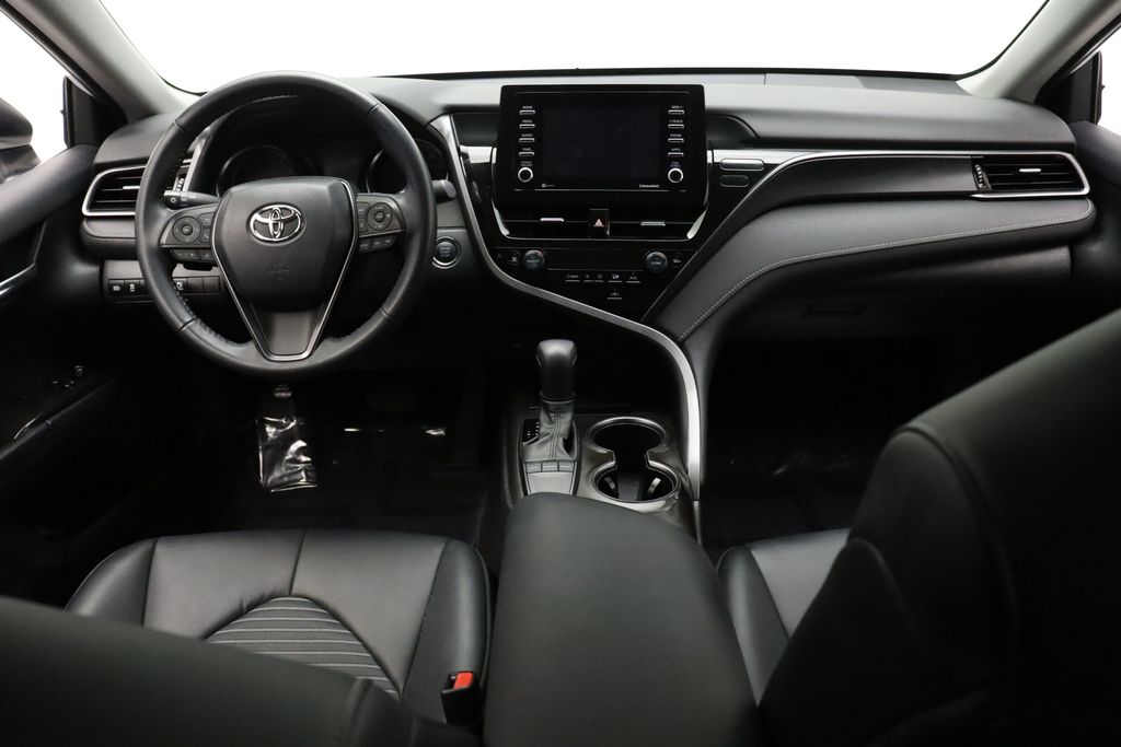 Thumbnail: 2023 Toyota Camry - 24