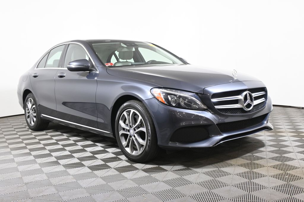 Thumbnail: 2016 Mercedes-Benz C-Class - 9