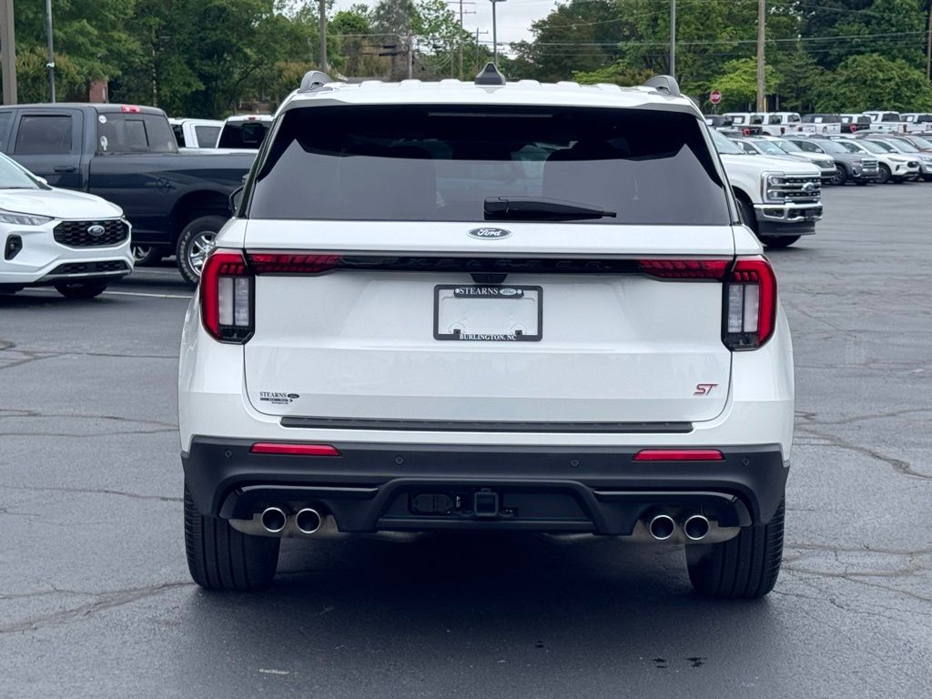 FordExplorer8