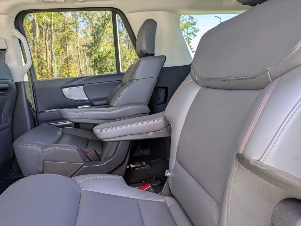 2025 Ford Expedition Active MAX