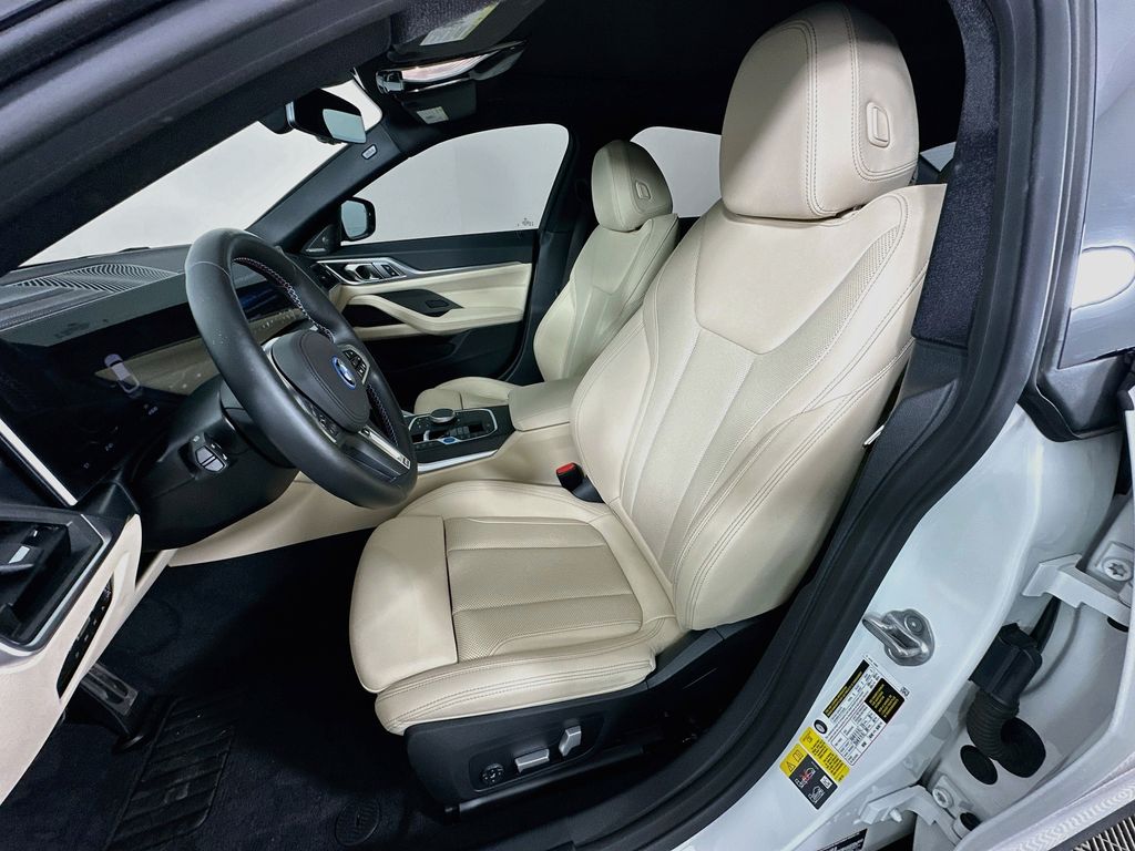 Thumbnail: 2024 BMW i4 - 21