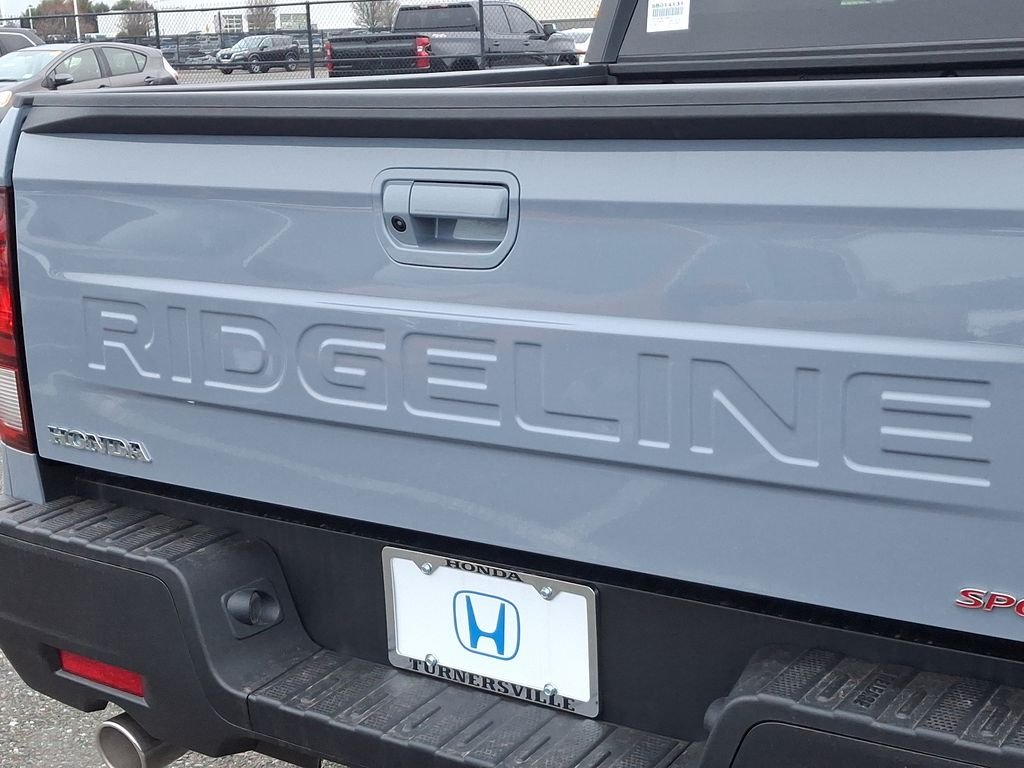 2025 Honda Ridgeline Sport 11