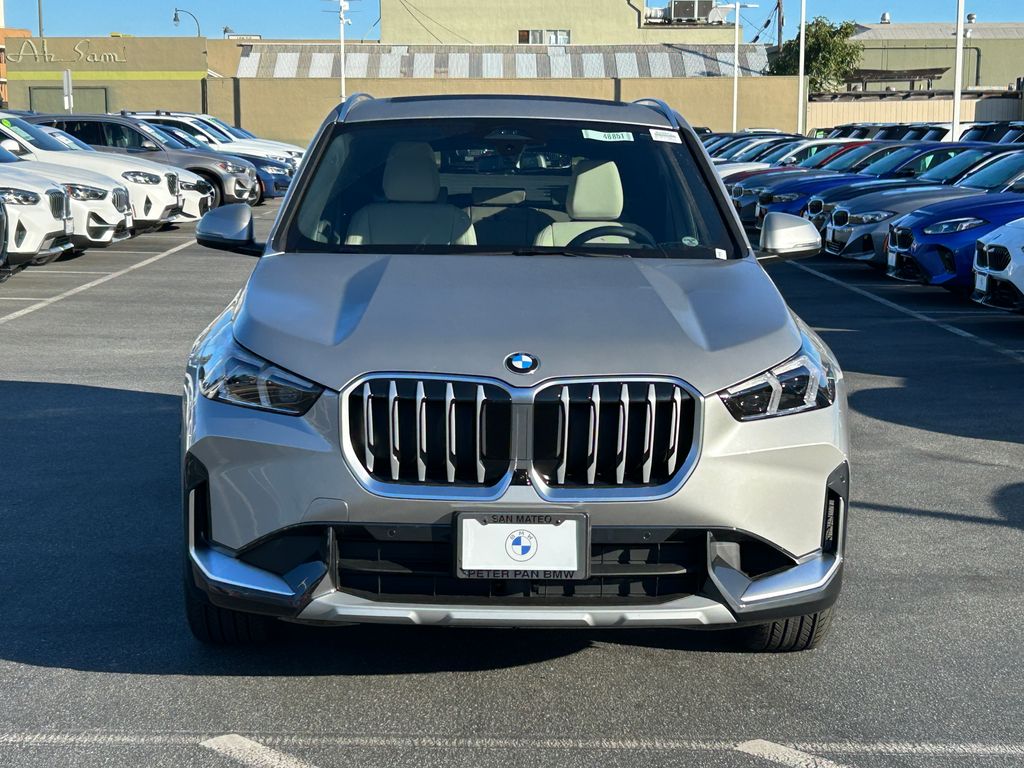 Thumbnail: 2025 BMW X1 - 8