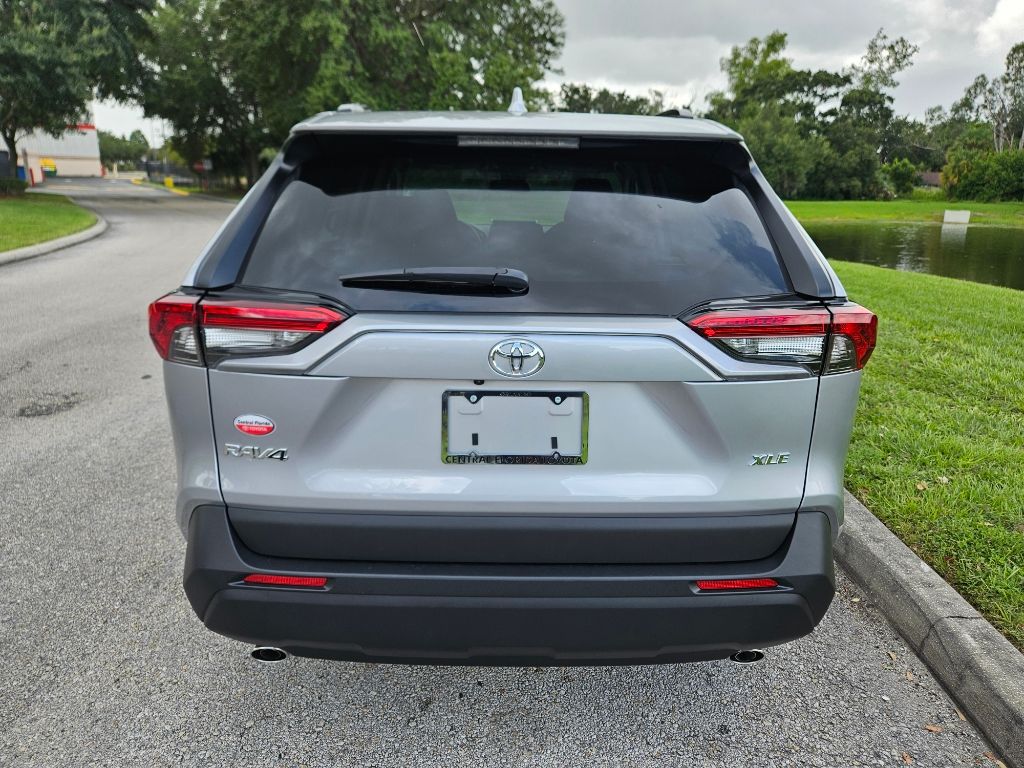 Thumbnail: 2024 Toyota RAV4 - 4