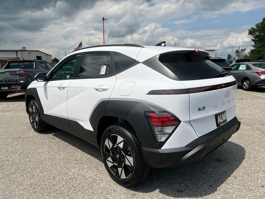 2025 Hyundai Kona SEL photo 6