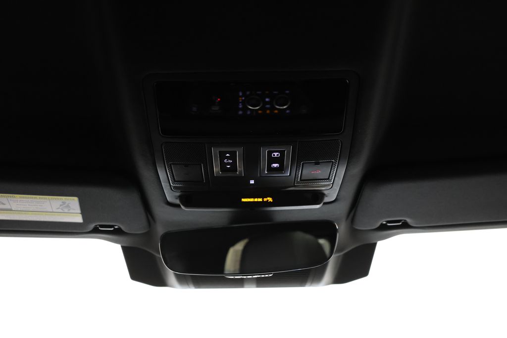 Thumbnail: 2023 Land Rover Defender - 13