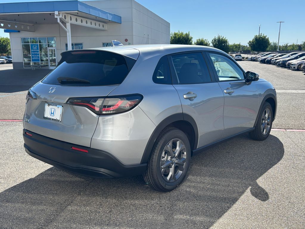 Thumbnail: 2027 Honda HR-V - 5