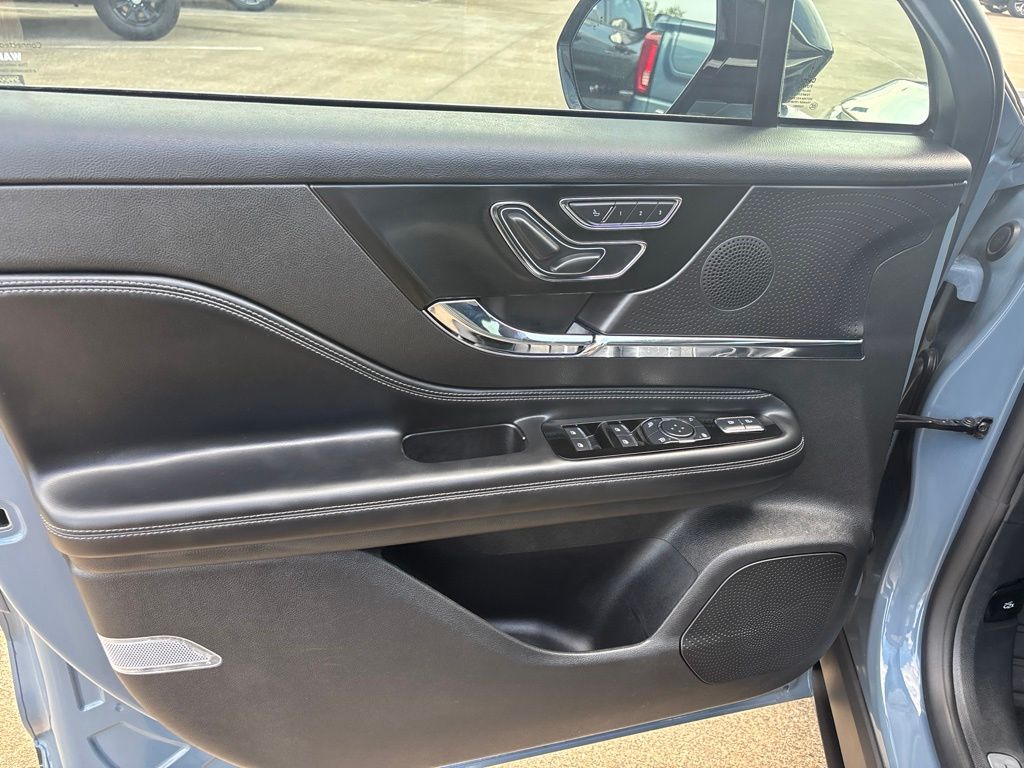 2023 Lincoln Corsair Standard Blue at Shottenkirk Kia Fort Bend