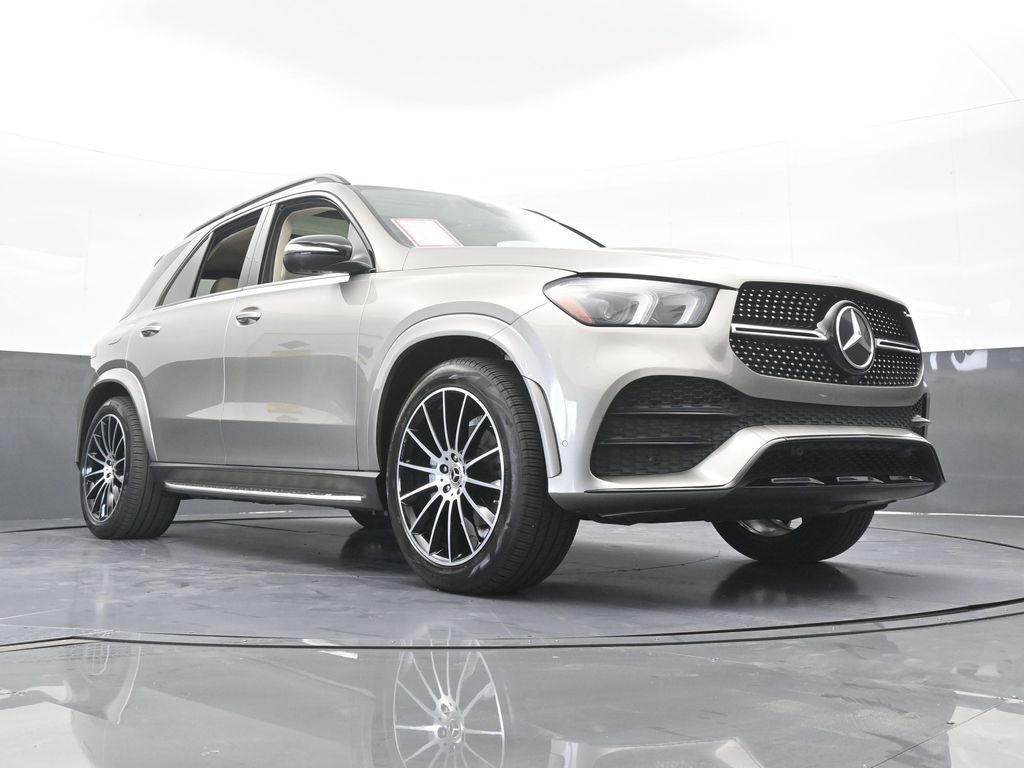 Used 2022 Gold Mercedes-Benz GLE 350 image 65