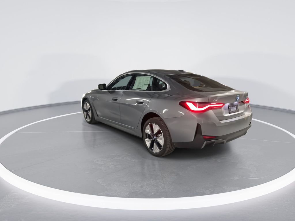 2025 BMW i4 xDrive40 6