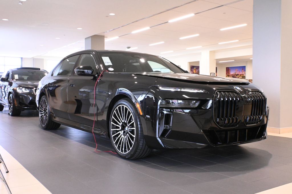 2025 BMW 7 Series 760i xDrive 9