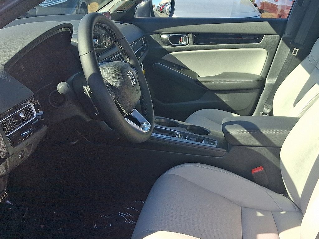 2025 Honda Civic Sport Touring 8