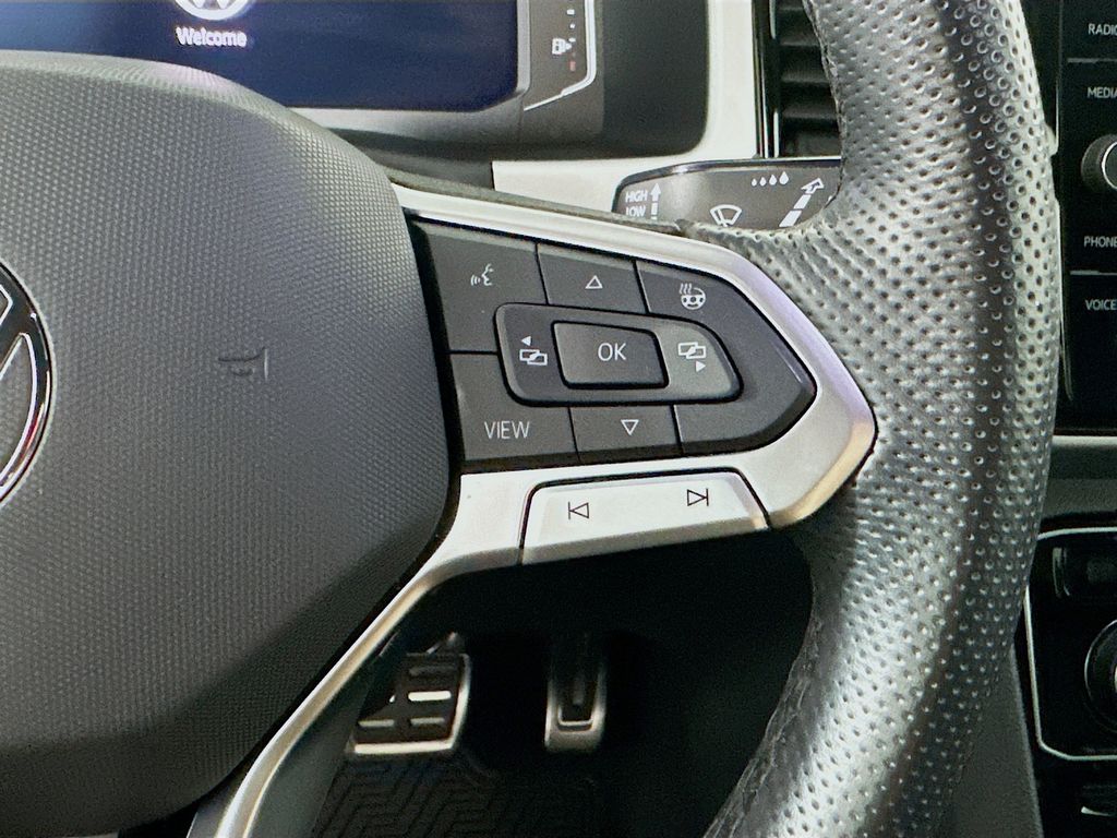 Used 2022 Gray Volkswagen 3.6L V6 SEL R-Line image 27