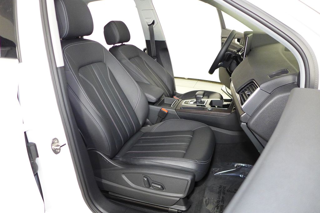 Thumbnail: 2022 Audi Q5 - 19