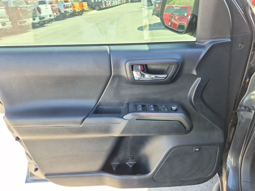 Used Car 2016 Toyota Tacoma  Trd Sport For Sale Under $30,000 In Austin, Texas