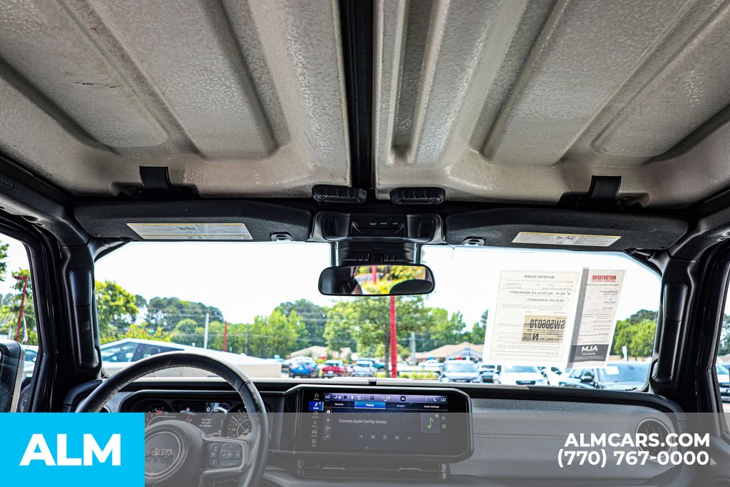 Used 2025 Black Jeep Sahara / MT Certified image 51