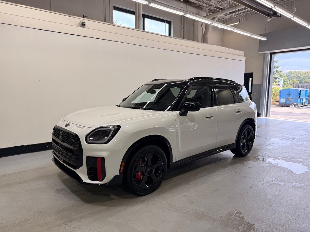 Thumbnail: 2027 MINI Cooper Countryman - 1