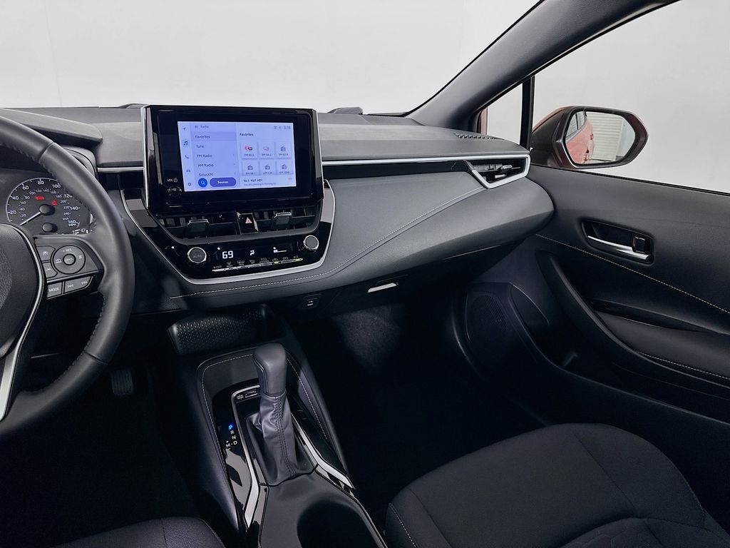 2023 Toyota Corolla SE 22