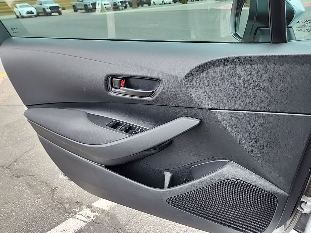 2024 Toyota Corolla LE 5
